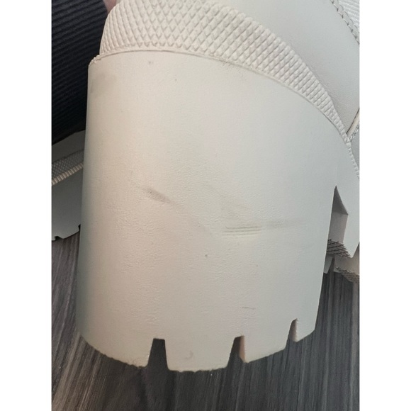 Steve Madden Tan Booties - Picture 8 of 8